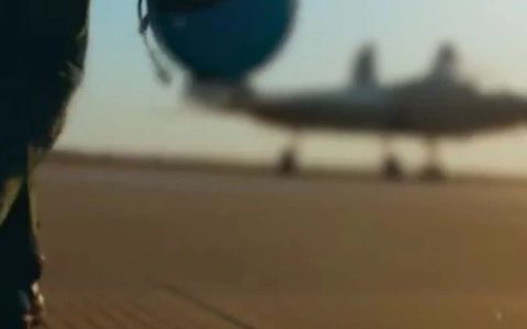 歼-35隐形舰载机官宣后，完整版福建舰航母战力有多强