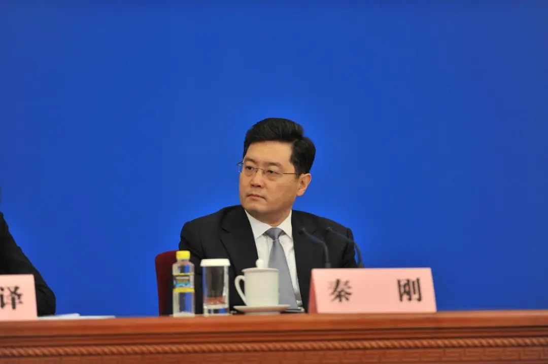 秦刚外长就台湾问题对美摊牌后，不到24小时，白宫表态不支持“台独”。