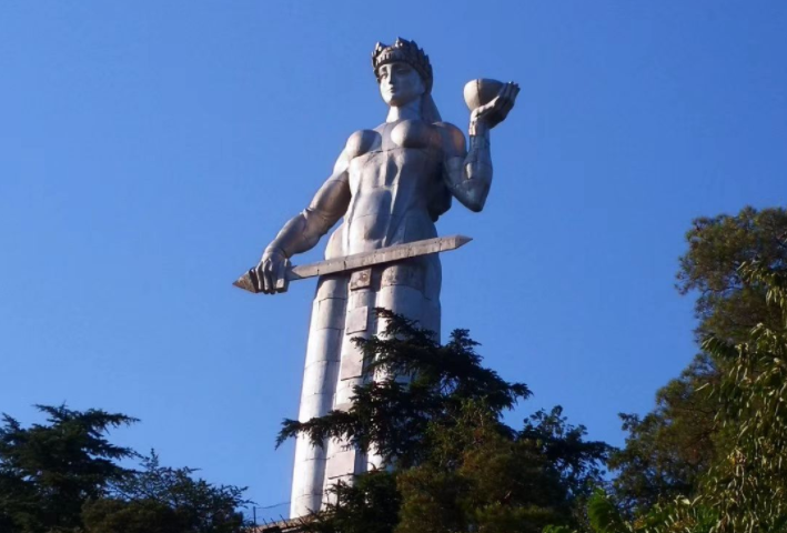 谁在搞格鲁吉亚？