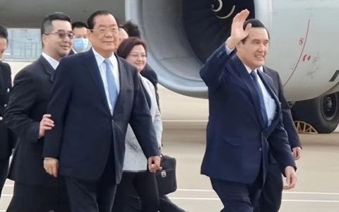 “暗独”骗了大陆8年，马英九此次来大陆祭祖，是配合蔡英文吗？