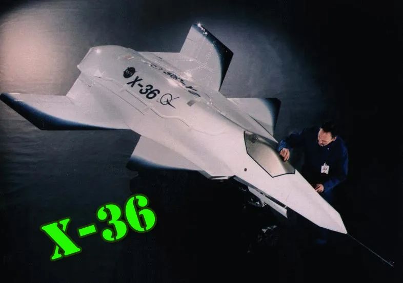 明智决定！伊朗F313隐身战机改为无人机