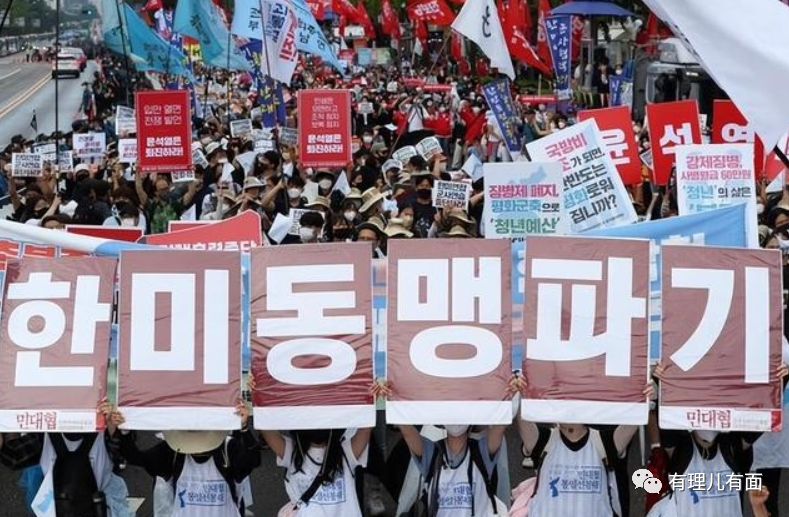 世纪笑话：韩国借给美国炮弹！