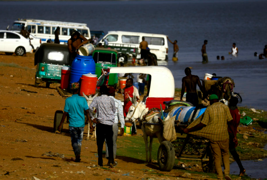 1名美国人遇害，日、韩出动军机撤侨！苏丹冲突已致数千死伤，枪声、炮声响彻首都