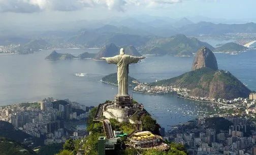 云石：亲中弃美，是巴西拯救自身命运的必然选择