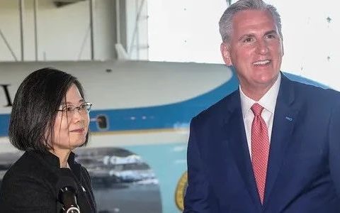 中方反制直指美国会高层！麦卡锡众议长身份，做不了挡箭牌