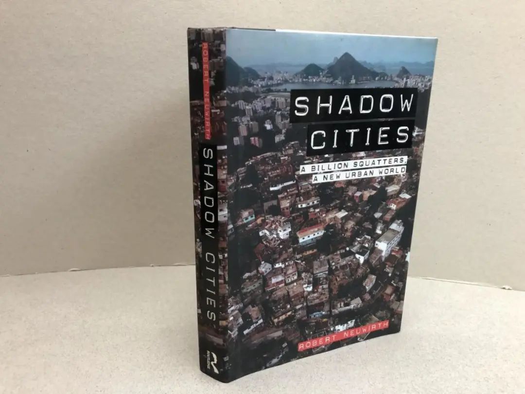 华人房子被吉普赛人抢占，西方“占房运动”有多离谱？