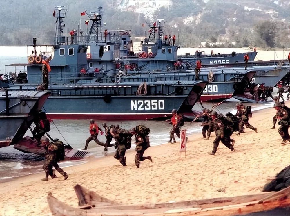 1996年，解放军原本有能力解放台湾，却因一个内奸落了空