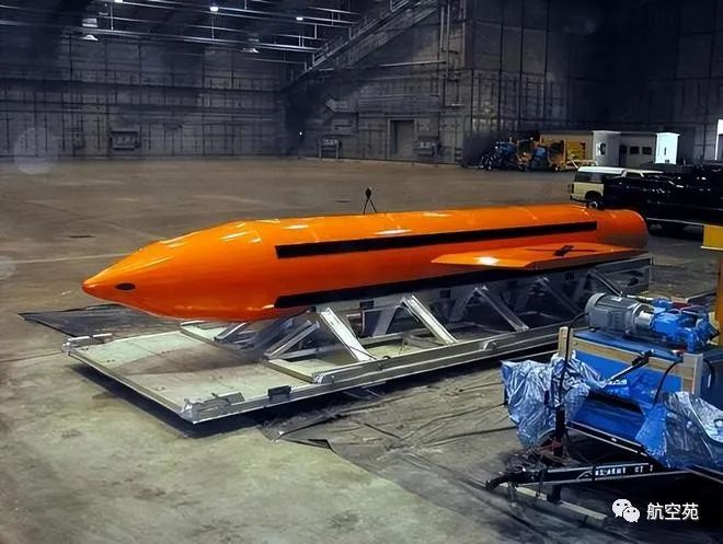 美国钻地弹有多恐怖？能打击地下60米的目标，却被中国轻松化解！