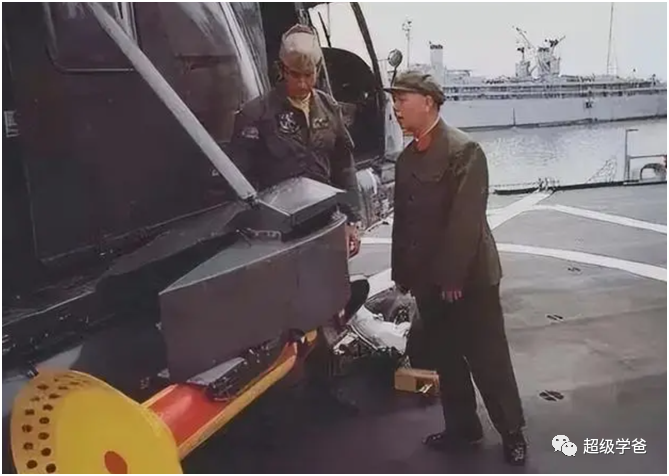 中国海军生日，美国海军献上这样一份大礼