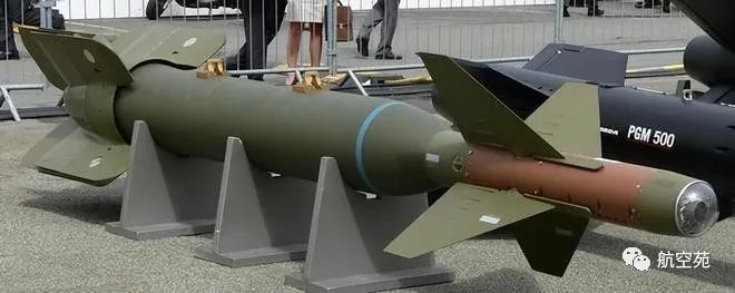 美国钻地弹有多恐怖？能打击地下60米的目标，却被中国轻松化解！