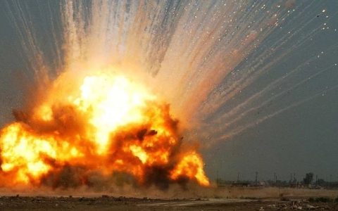 中国特使到达前，双方正杀红了眼