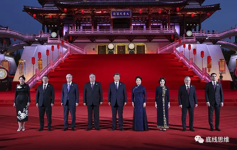 把铁路修到中亚去，有什么用？