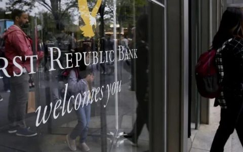 美国又一银行倒闭！美联储怎么办？中国受影响大吗？