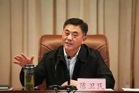 让老情人搞定新情人的市委书记，堪称“管理大师“。