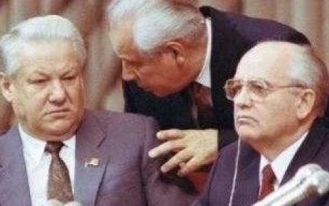 警惕“叶利钦式”人物，被外国收买、培养、扶持，对国家破坏极大