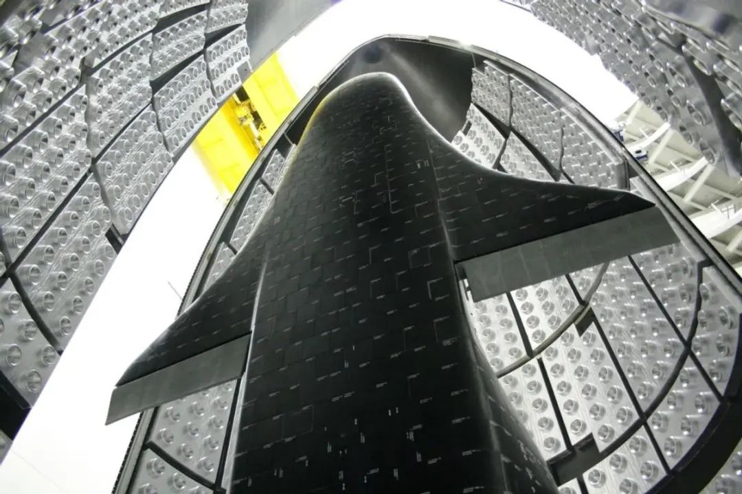 中国空天飞行器在轨276天，与美军X-37B相比还差632天，但……