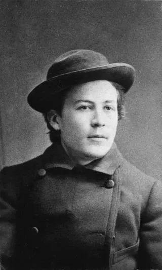 契诃夫的一天：“天气好极了，钱几乎没有”