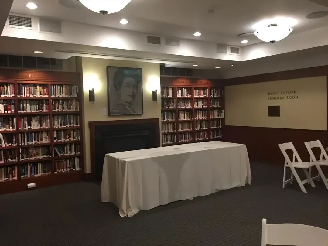 隐藏的“内鬼”是尼曼基金会成员，该基金会为何被网友盯上？