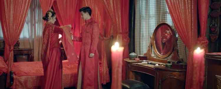 拉萨“床底藏尸案”，为什么大家都在吐槽客栈配色？