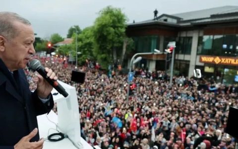 欧亚之狐的这场险胜，谁最失望，谁最开心？