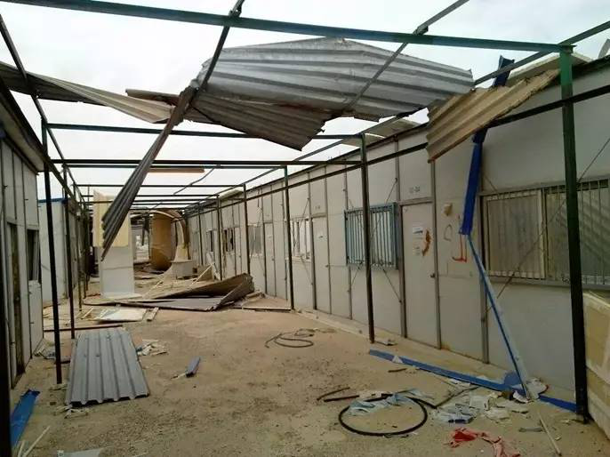 中国海军赴非洲撤侨1300多人，人走了10多亿美元资产怎么办？