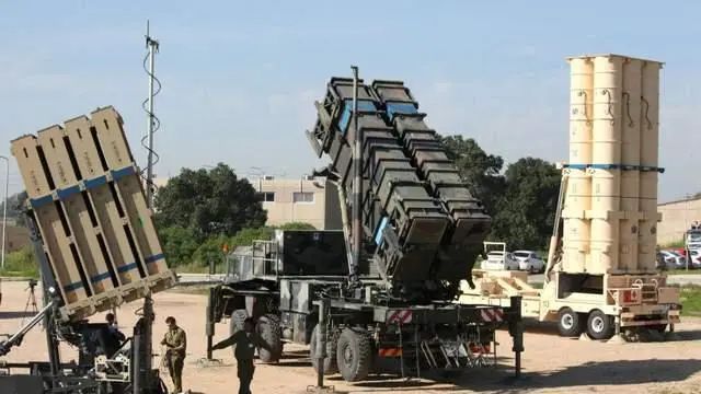 抛弃美国保护伞，两个地区强国，主动找上了门，现在就等中国点头了