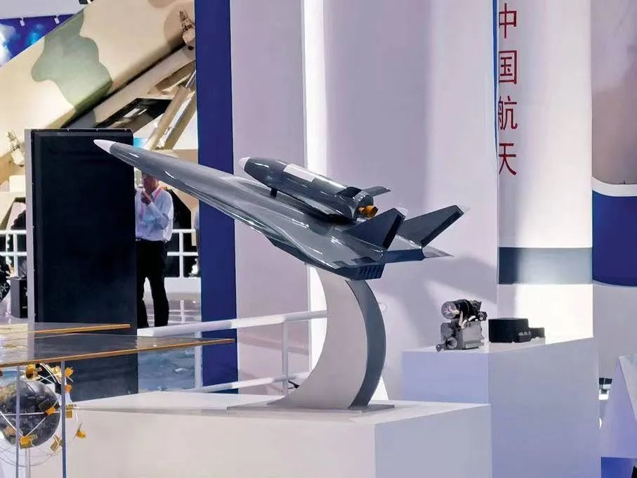 中国“空天飞机”成功着陆，它与美国X-37B有很大不同