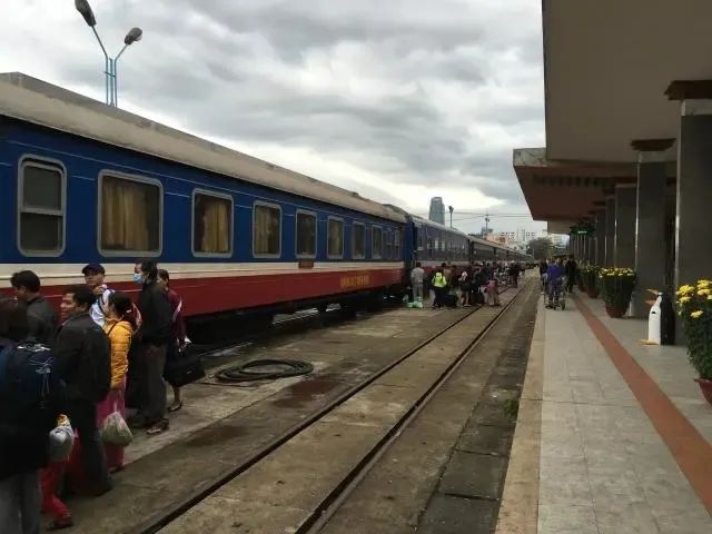 越南建高铁，日本撂挑子：又想请中国出手？