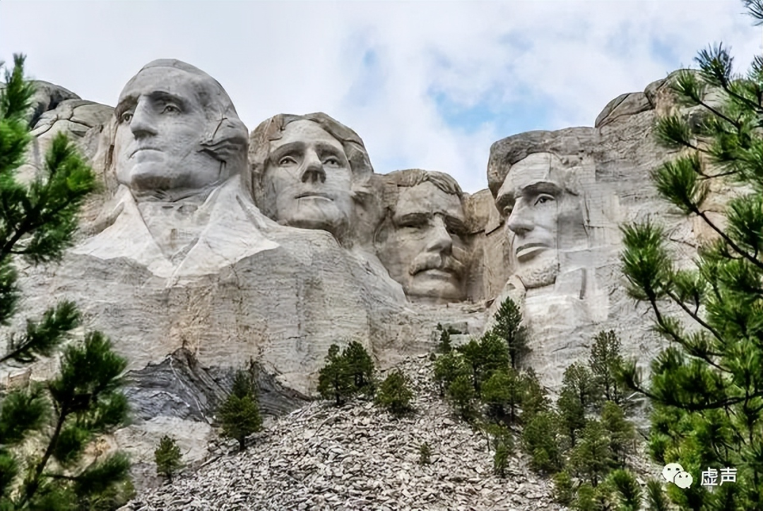 库克、马斯克、盖茨后，终于来了个政客