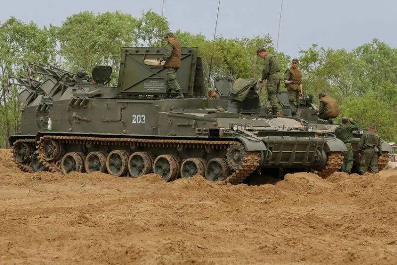 不打了？大反攻没几天，乌克兰暂停进攻，豹式坦克不敢越雷池一步