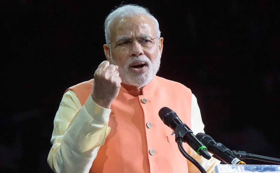 每天随机撞死70人，每年上万印度人死于火车事故，印度基建为什么这么拉？