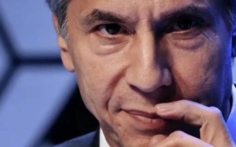 这脸变得快：布林肯刚回国，美便莫须有地扣押我2名在美办案人员