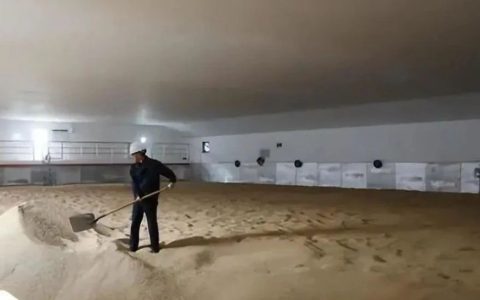 关键岗位坏人多了，必然影响战略实施，破坏是致命性的