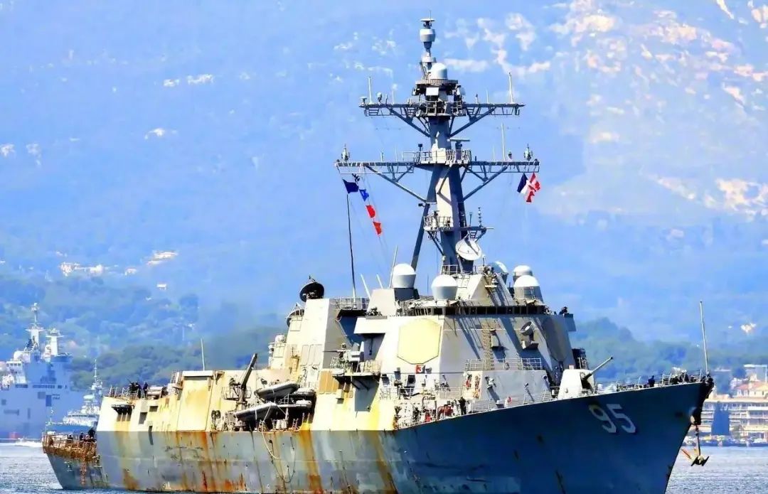 13艘战舰航向全球！中国海军迈向深蓝，透露三大信号