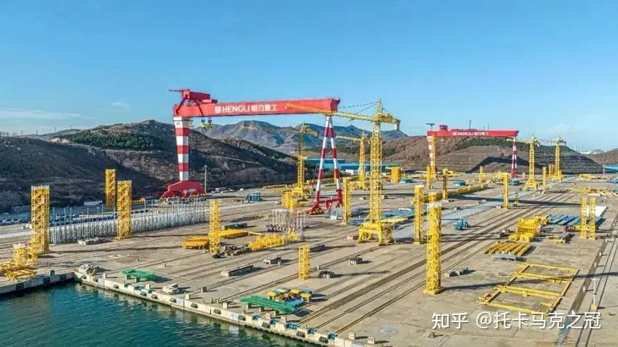 为什么中国首艘大型豪华邮轮爱达·魔都号的出坞是一次辉煌的伟大胜利？