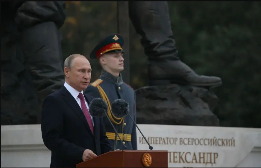 难以置信，普京一年只给瓦格纳10亿美元，就让7万囚犯兵前仆后继，用血肉去拼命