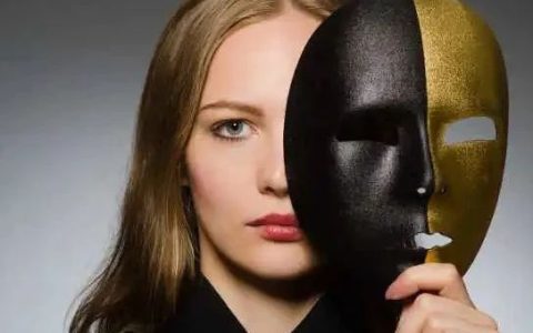 备战越来越紧，惊涛骇浪考验已来，但官员不雅事件频出毫无紧迫感