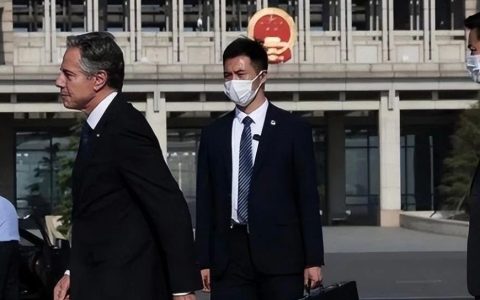 3地突现不寻常行动，战略遏华继续推进，解放军反制让美国担心