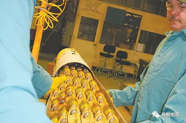 拜登的难题只是集束弹药吗？