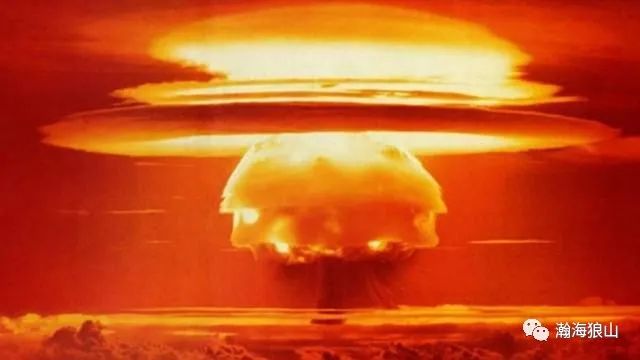 140公斤钨棒的极限俯冲，是钻地核弹试验？