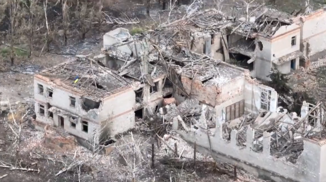 俄罗斯面临“内战”风险！瓦格纳老板坠机死亡暗流涌动，普京早已指定接班人！