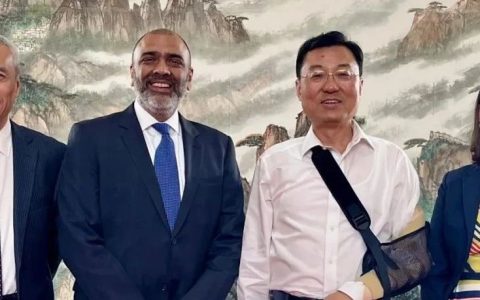 谢锋大使吊着手臂亮相，中美这些活动该加强！