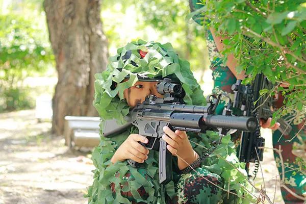 7天水弹兵，一生战友情，来时孤勇者，回时特种兵！军事夏令营突然火了？