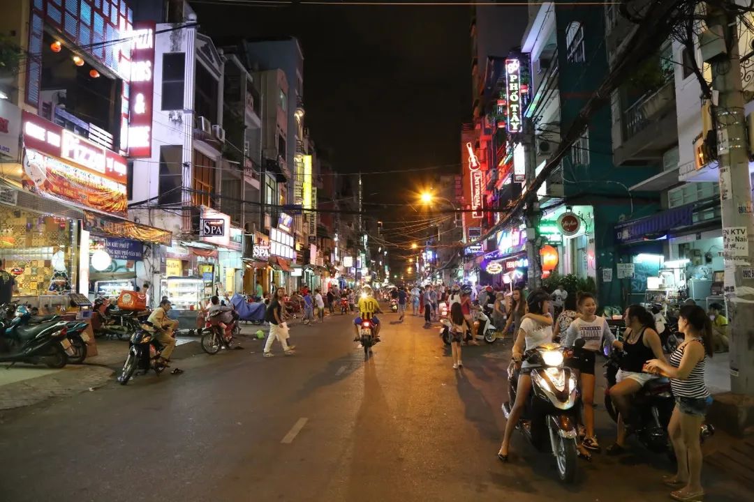 GDP增速垫底，世界工厂：东莞经济怎么就失速了？