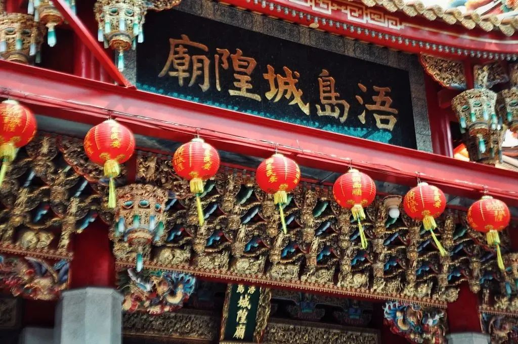 郭台铭搅了一个貌似很大的小局