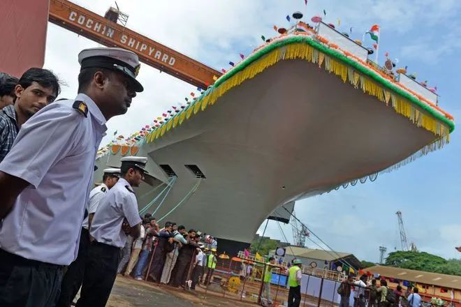 军演不断，中美对抗激烈