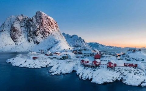 每年退休两千万老人，医疗不改革不行了