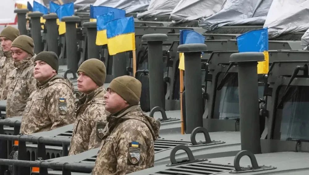 统统上战场！乌克兰颁布人类有史以来最强“抓壮丁”动员令，国民党看了都自愧不如！