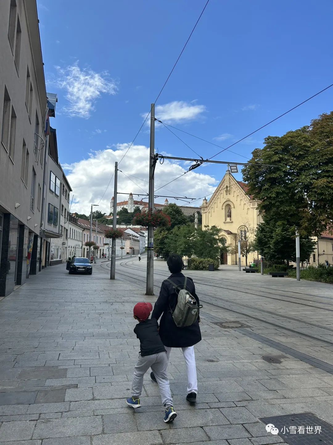 被一个欧洲首都的荒芜惊呆了