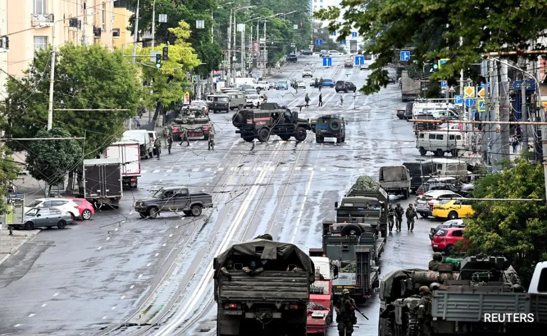 俄罗斯面临“内战”风险！瓦格纳老板坠机死亡暗流涌动，普京早已指定接班人！